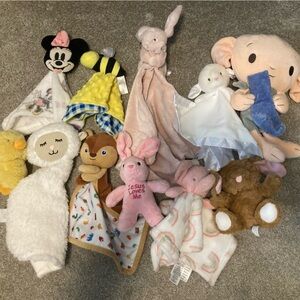Assorted Plush Animal Comfort Blankets for Kids